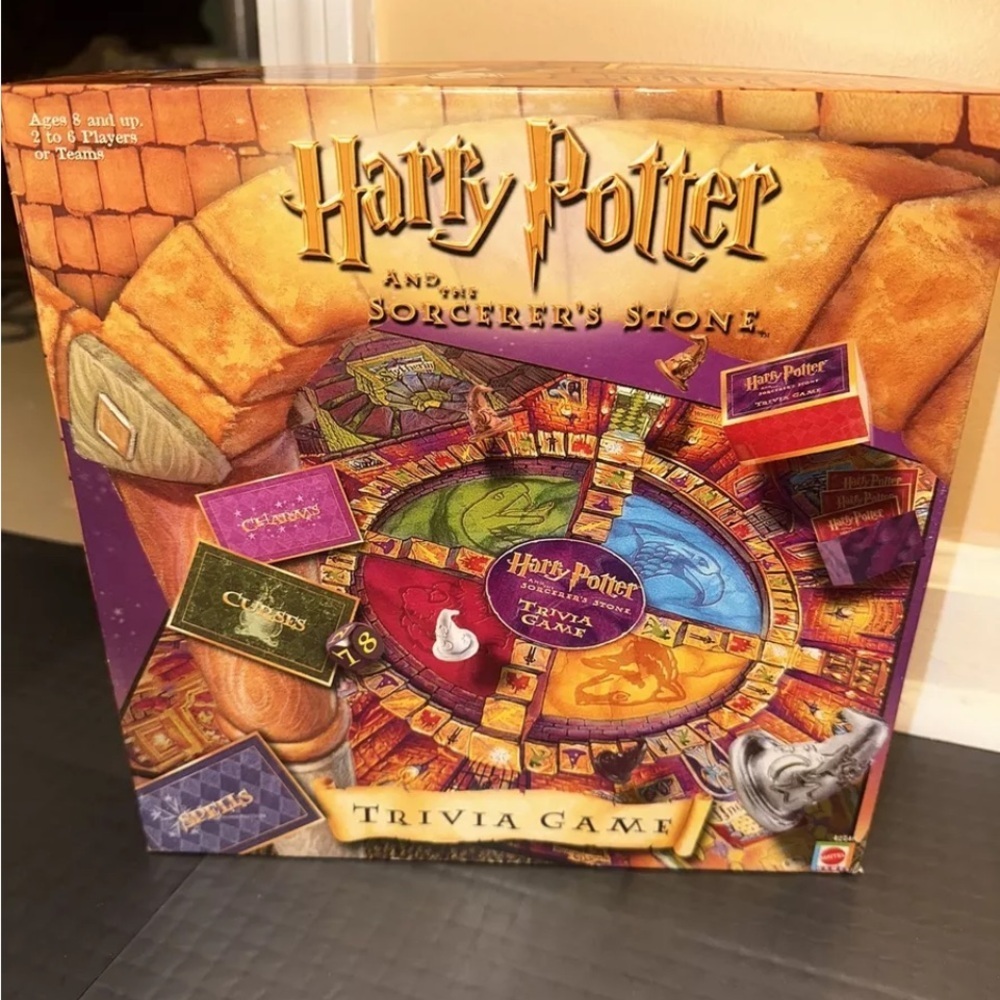 Harry Potter and the Sorcerer's Stone ~ Trivia Board Game ~ by Mattel Game 42748